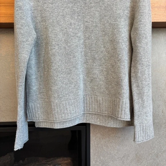 Jenni Kayne Everyday Crewneck Sweater, Size XS - Picture 6 of 15